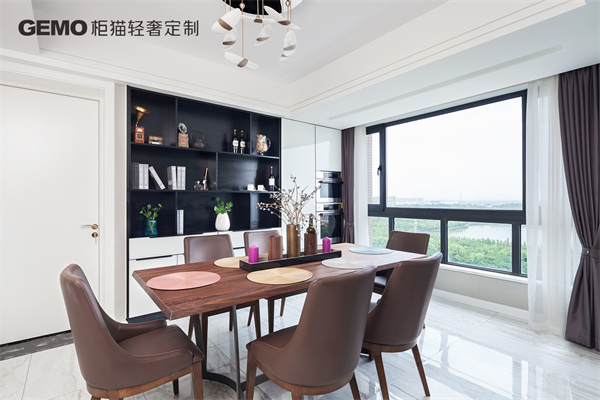 加盟定制衣柜利潤(rùn)空間有多大？開(kāi)店需要多少錢？
